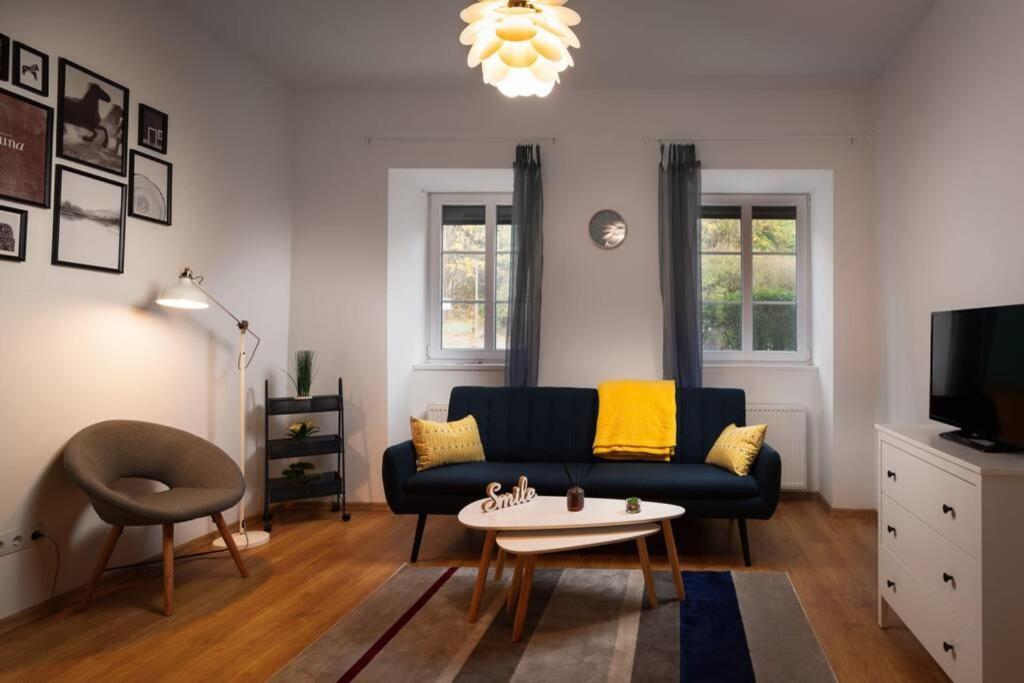 דירות פץ' A Charming Little Flat Just Above Szechenyi Square מראה חיצוני תמונה